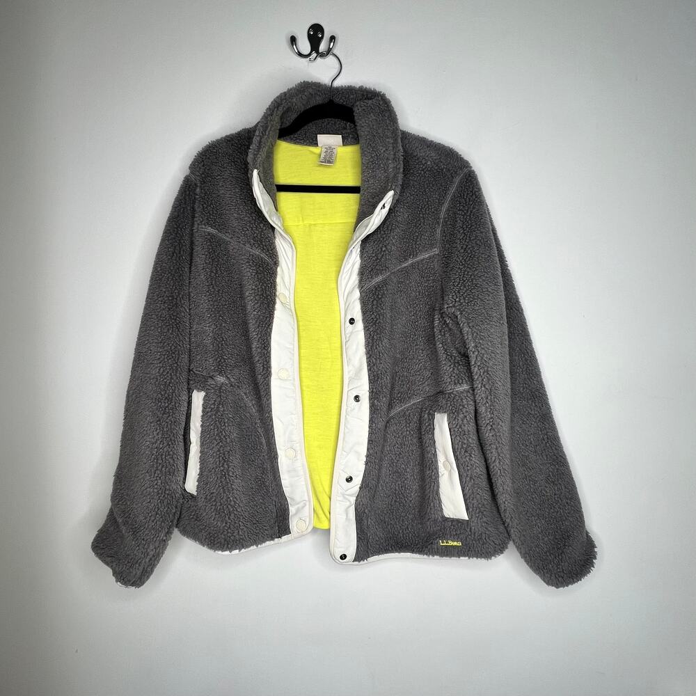 L.L. Bean Sherpa Fleece Snap Button Jacket Size XL - Picture 3 of 8